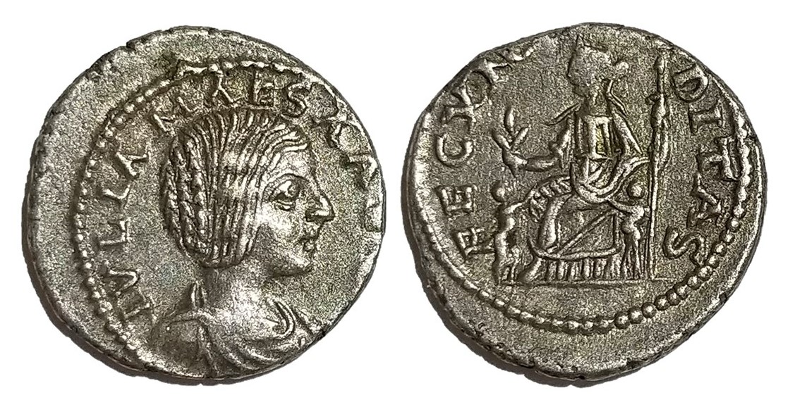 Maesa FECVNDITAS seated denarius.jpg