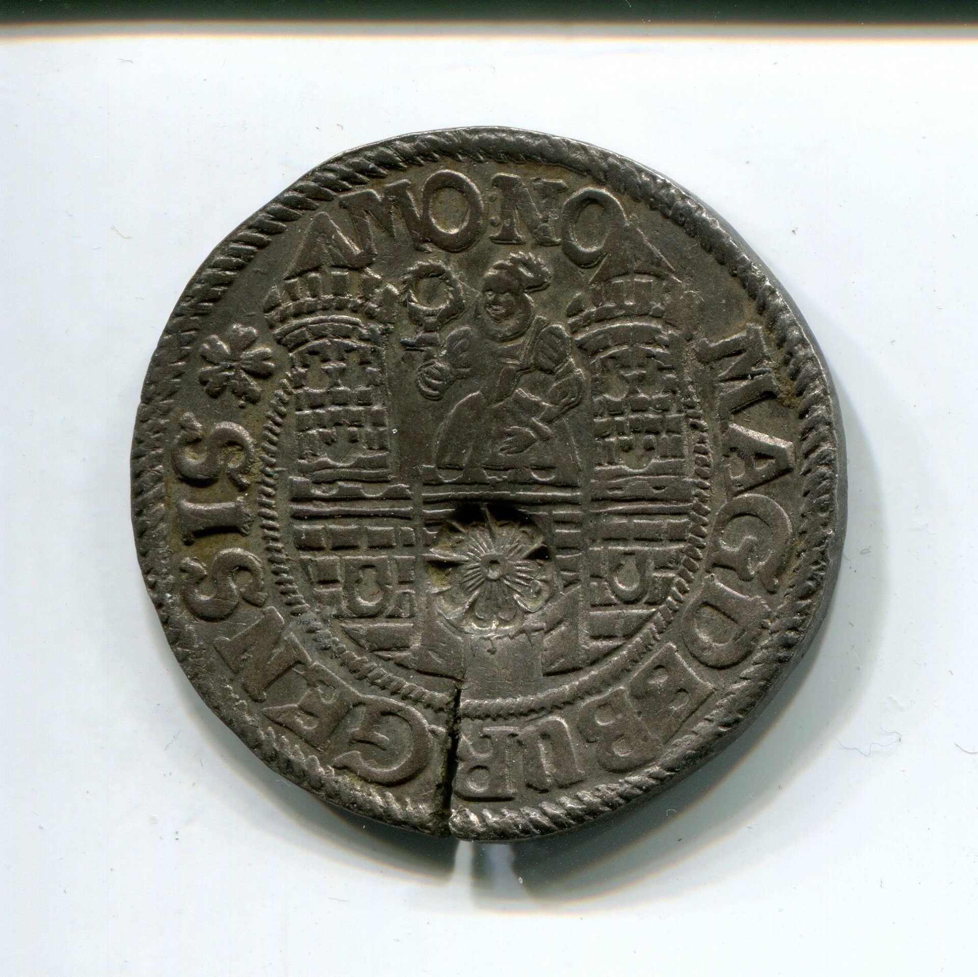 Magdeburg City Siege 12 Groschen 1629 with rose cm obv  106.jpg