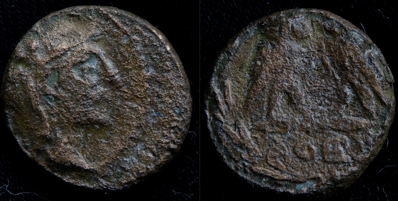 Magna Graecia – Attika, Athen, AE13, Athene und zwei Eulen im Kranz.png
