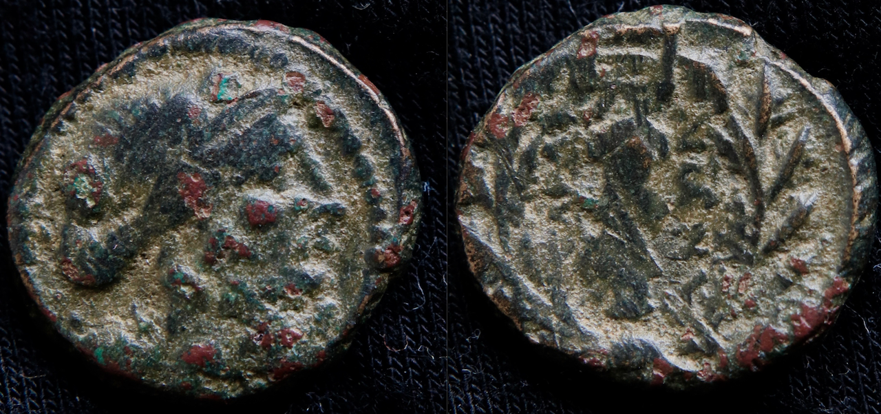 Magna Graecia – Lydien, Sardes, AE14, Apollo und Keule im Kranz.png