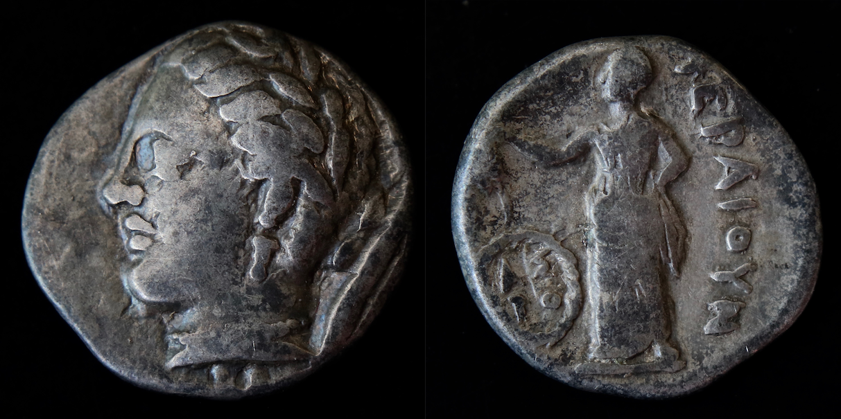 Magna Graecia – Thessalien, Pherai, Hemidrachme, Nymphe Hygieia.png