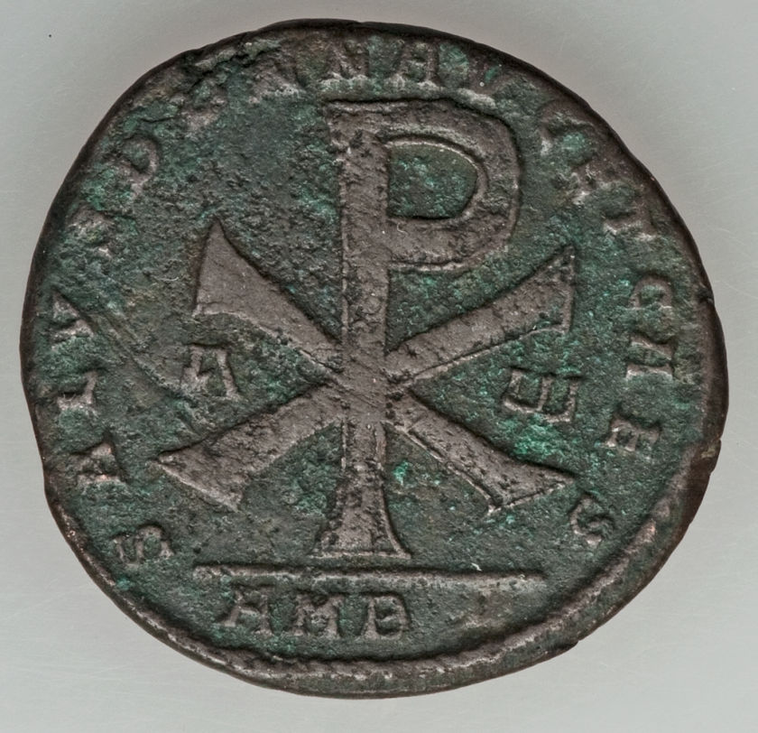 magnentius reverse.jpg