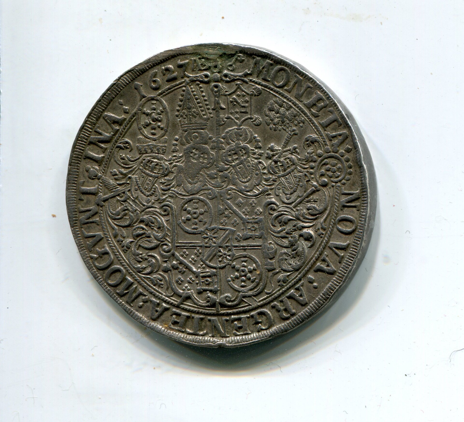 Mainz Archbish Geo Fried v Greiffenclau Taler 1627 LD rev 821.jpg