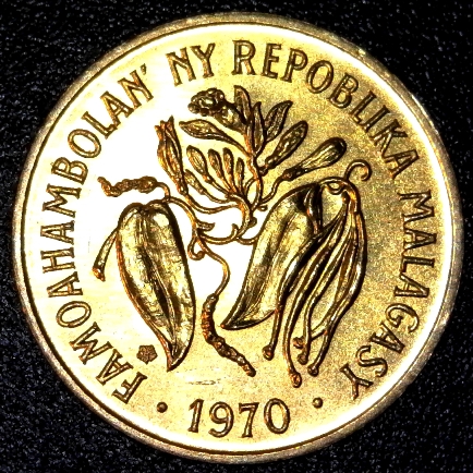 MALAGASY REPUBLIC 10 Francs 1970 reverse 40.jpg