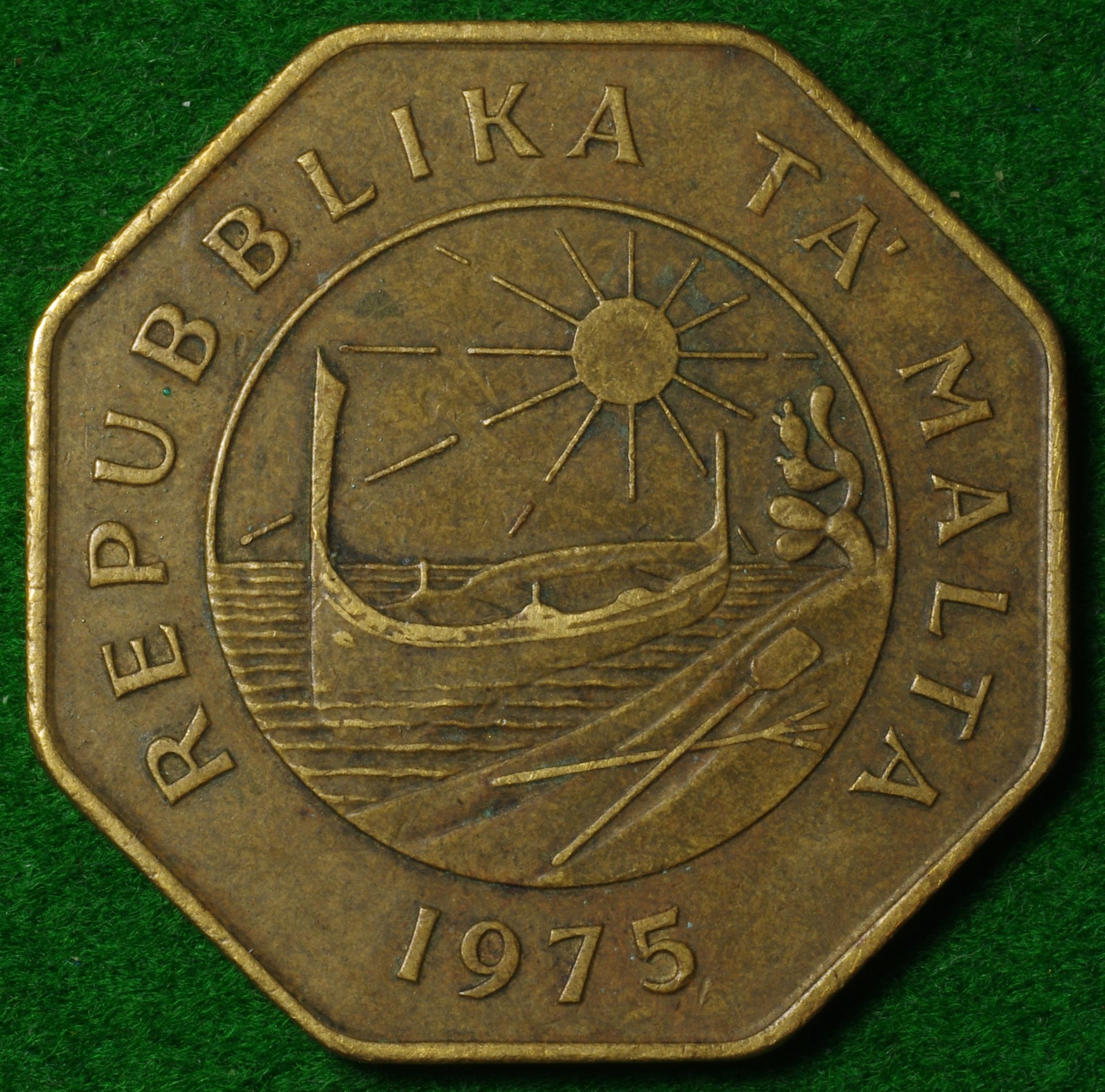 Malta 25c 1975 2.JPG