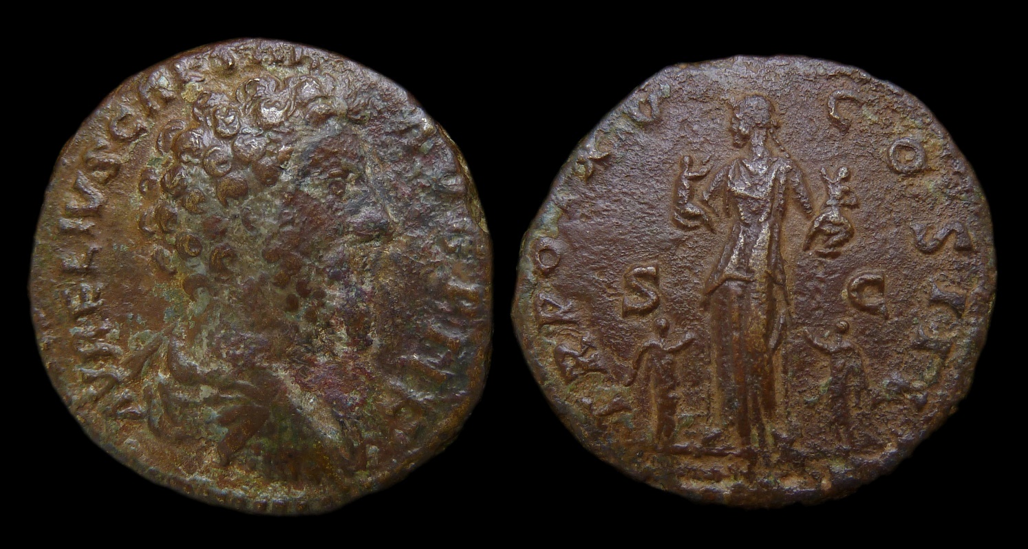 Marcus Aurelius - AE Dupondius Pietas 044.jpg