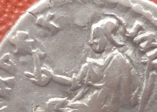 Marcus Aurelius - Den. Roma seated Jan 2015 (0det).jpg
