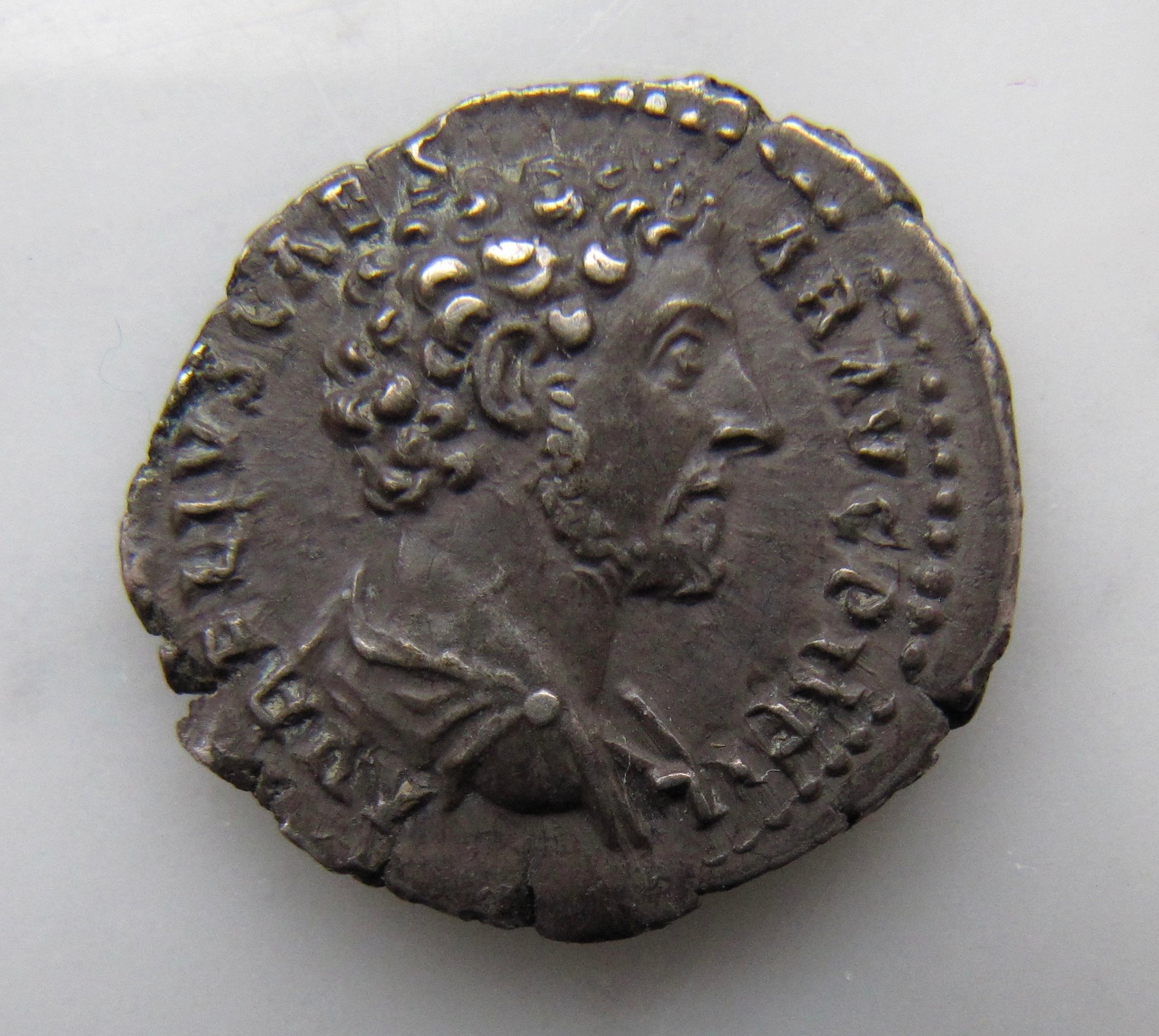 Marcus Aurelius Denarius-Genius-Obv  - 1.jpg