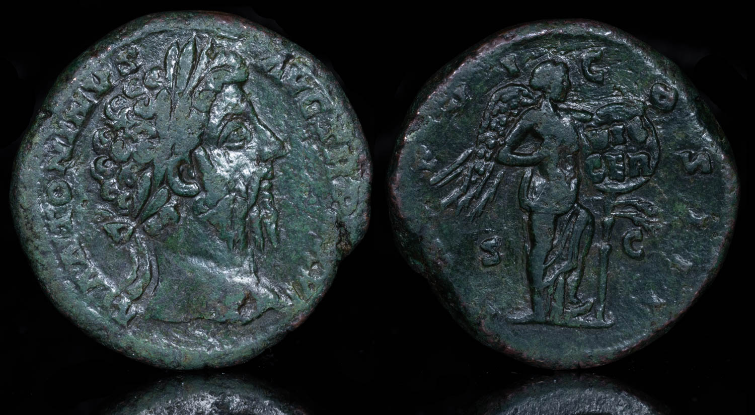 Marcus_Aurelius_sestertius.jpg
