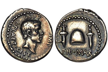 MarcusJuniusBrutusAssassinofCaesarEIDMAR-5b2310838e1b6e0036d79439.jpg