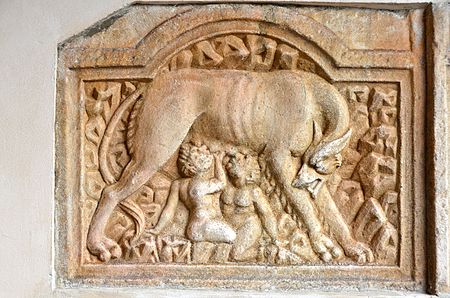 Maria_Saal_Dom_Grabrelief_Romulus_und_Remus_27122013_774.jpg