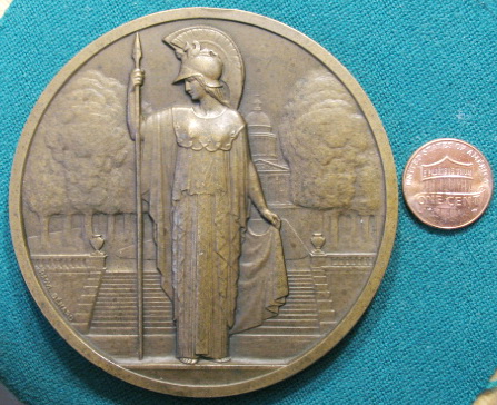 MARIANNE BEFORE FRENCH SENATE.jpg