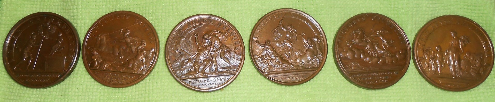 maugerkinglouisthe14medals reverses.jpg
