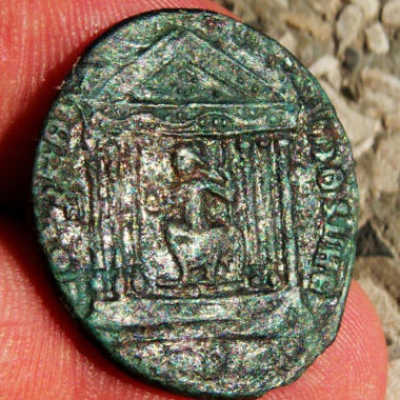 Maxentius2 REV_opt.jpg