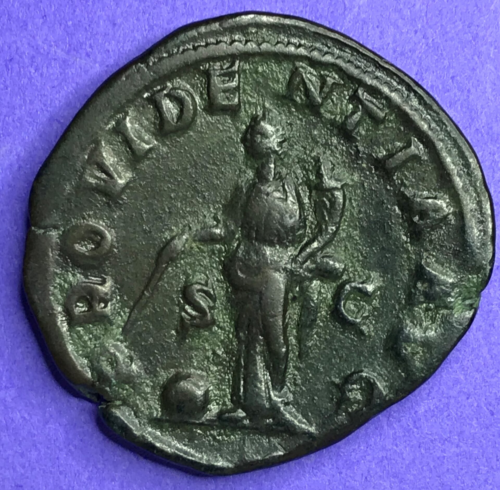 Maximinus I-sest-rev.JPG