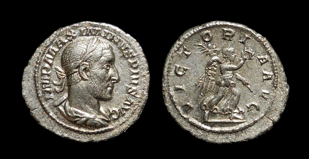 Maximinus Thrax denarii(1).jpg