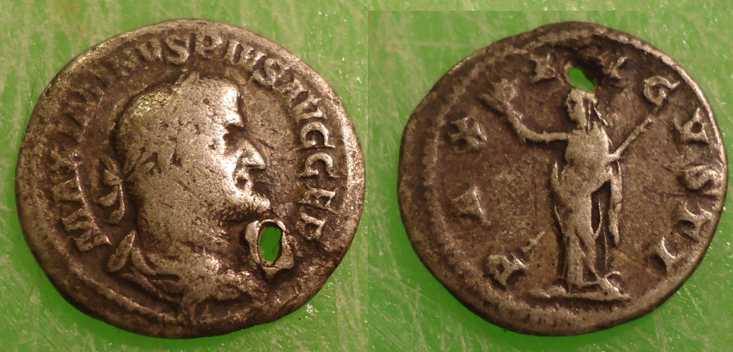 Maximinus Thrax Pax holed (7).JPG