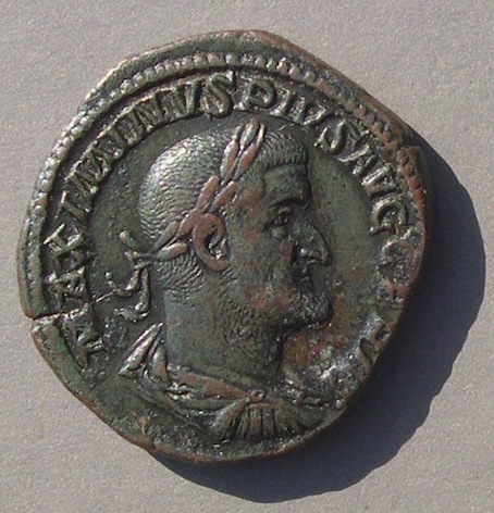 MaximinusSestVGo70.JPG