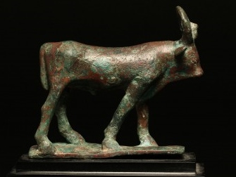 Medusa egyptian-bronze-apis-bull_m6848_1_.jpg