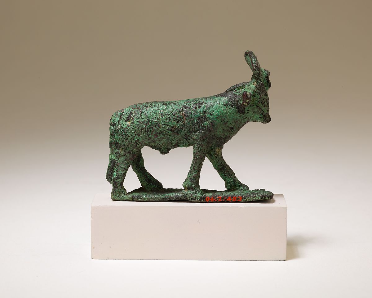 Met Museum Apis Bull R.jpg