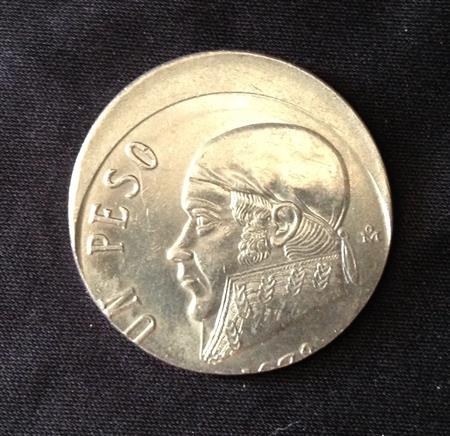 Mexican Un Peso error obverse 2.jpg