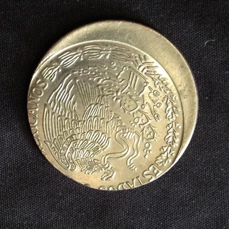 Mexican Un Peso error reverse.jpg