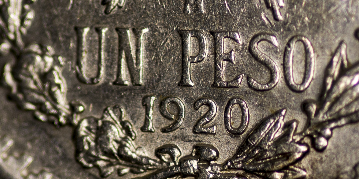 Mexico - 1920 1 Peso - Date 1.jpg