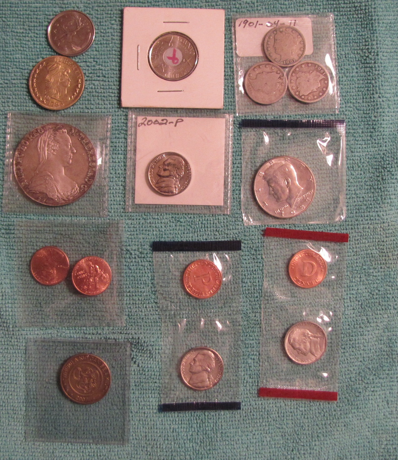 misc lot of coins.JPG
