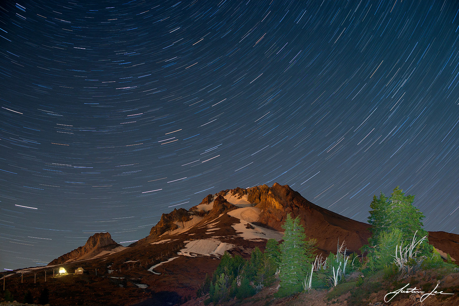 Moonset-at-Timberline.jpg