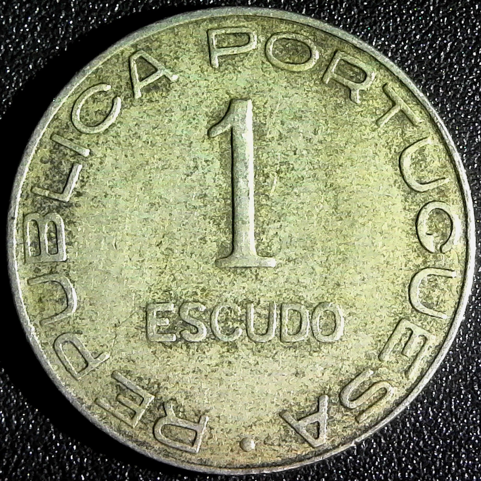 Mozambique 1 Escudo 1936 rev.jpg
