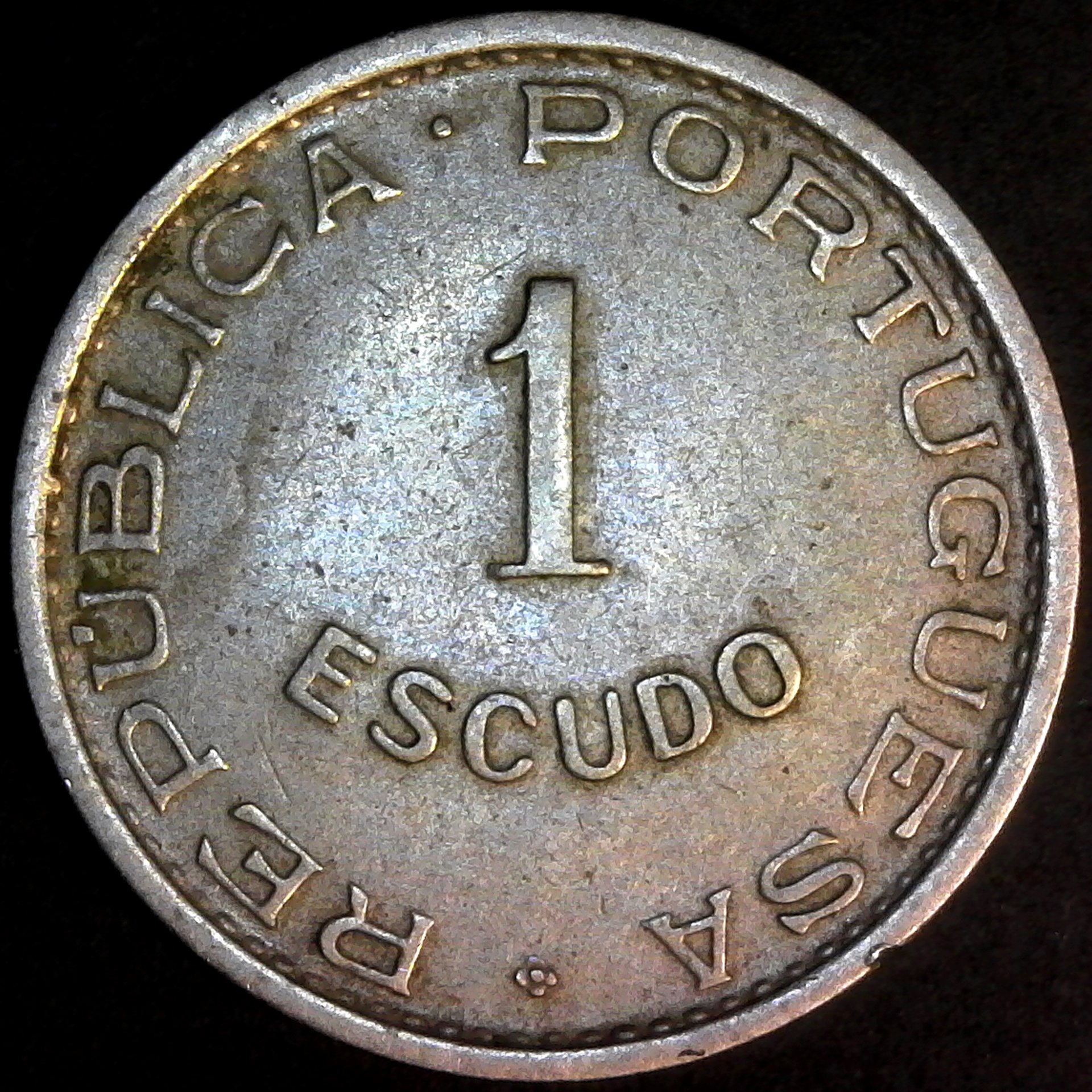 Mozambique 1 Escudo 1950 rev.jpg