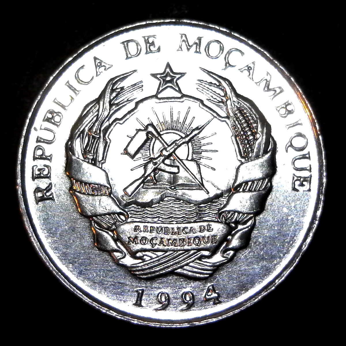 Mozambique 50 Meticais 1994 rev.jpg