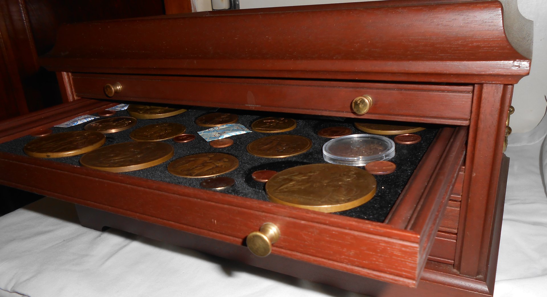mymedalchest tray2.jpg
