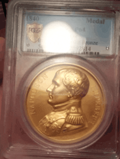 Napoleon-GIF.gif