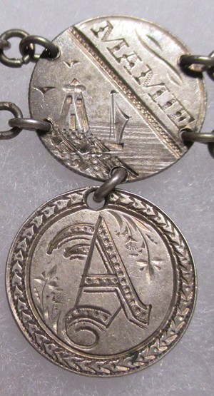 necklace_4.jpg