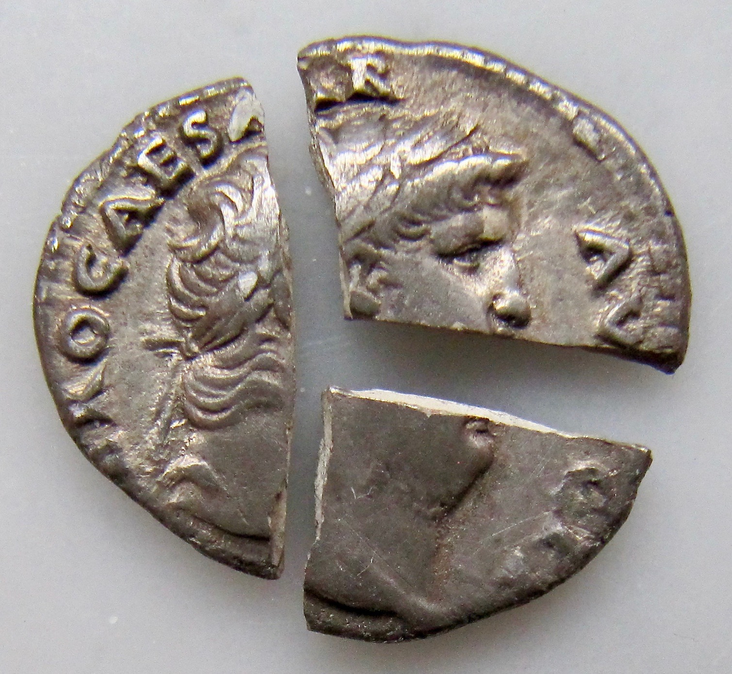 Nero Denarius - broken obv1 N - 1.jpg