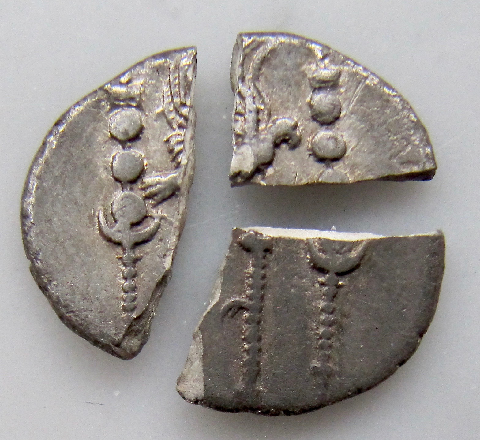 Nero Denarius - broken rev1 N - 1.jpg