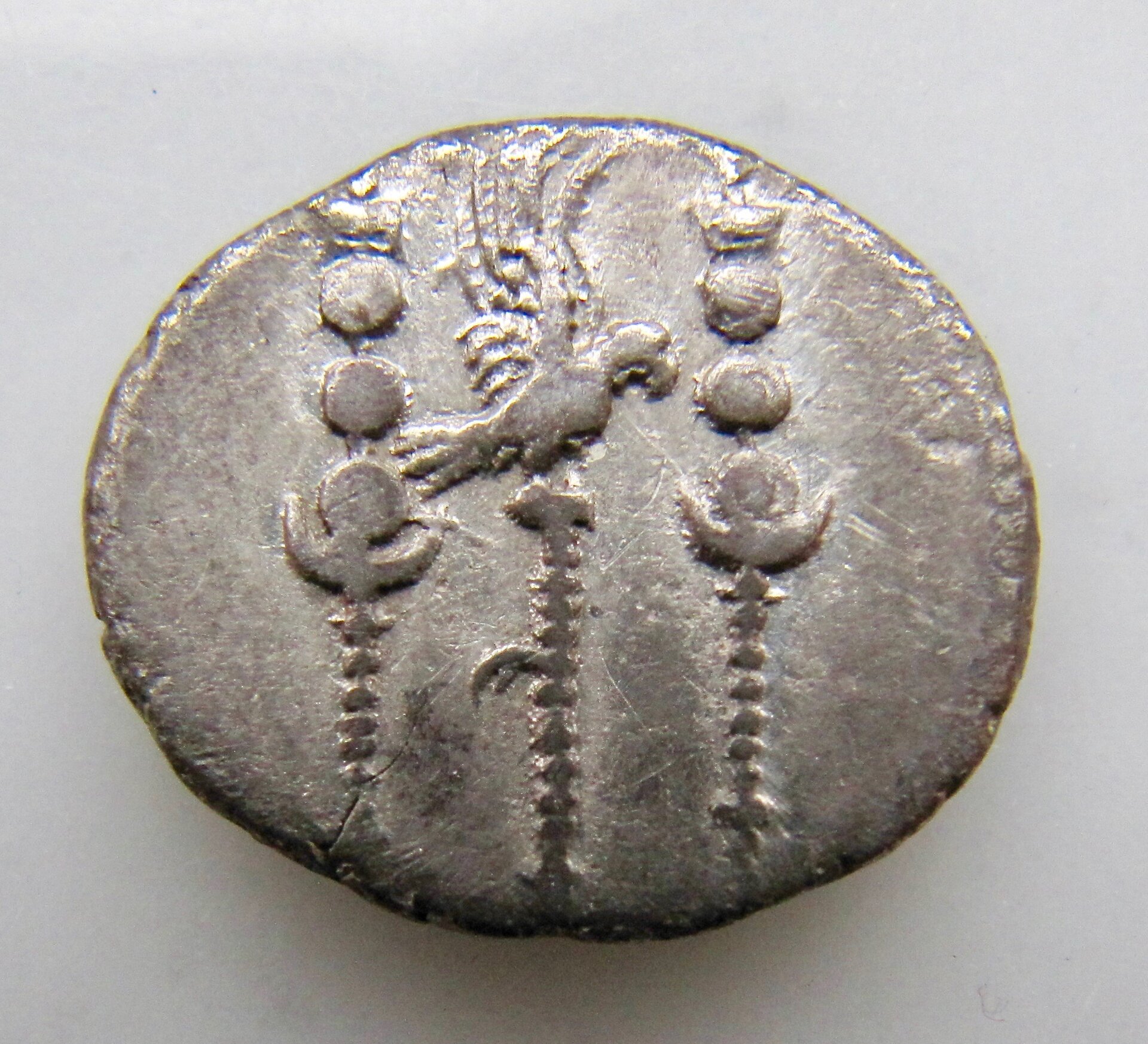 Nero denarius eagles rev1 N - 1.jpg