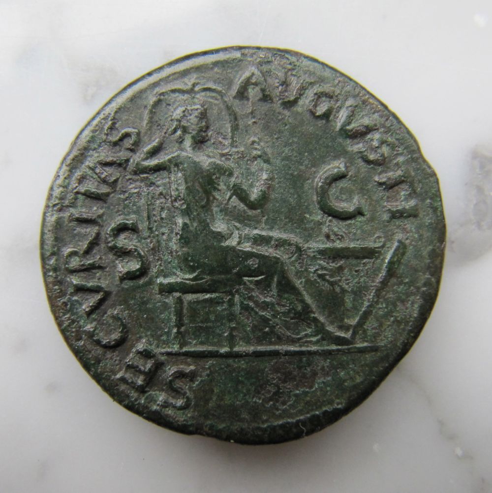 Nero Dupondius Securitas-Rev - 1_opt.jpg