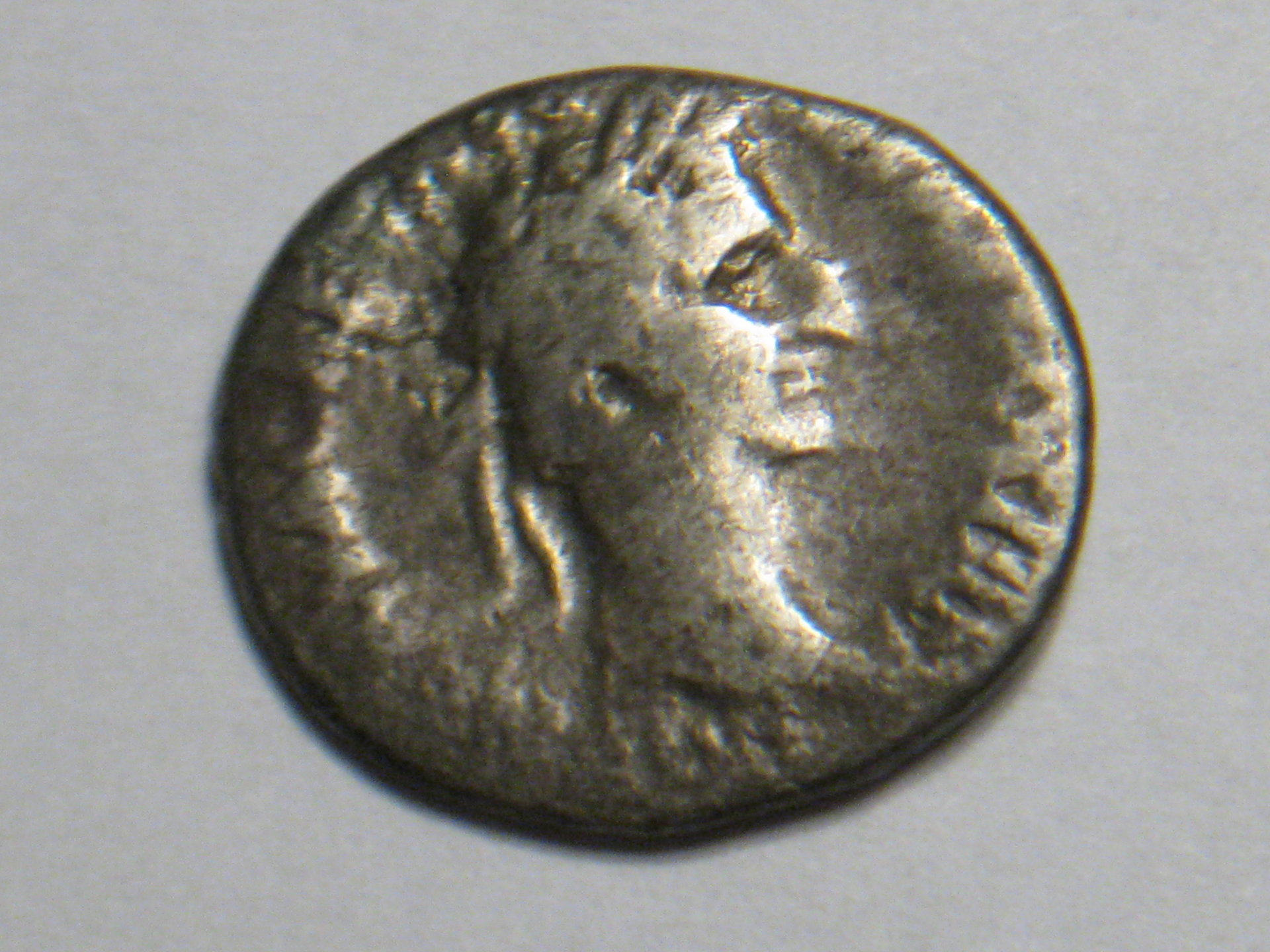 nerva libertas denarius 001.JPG