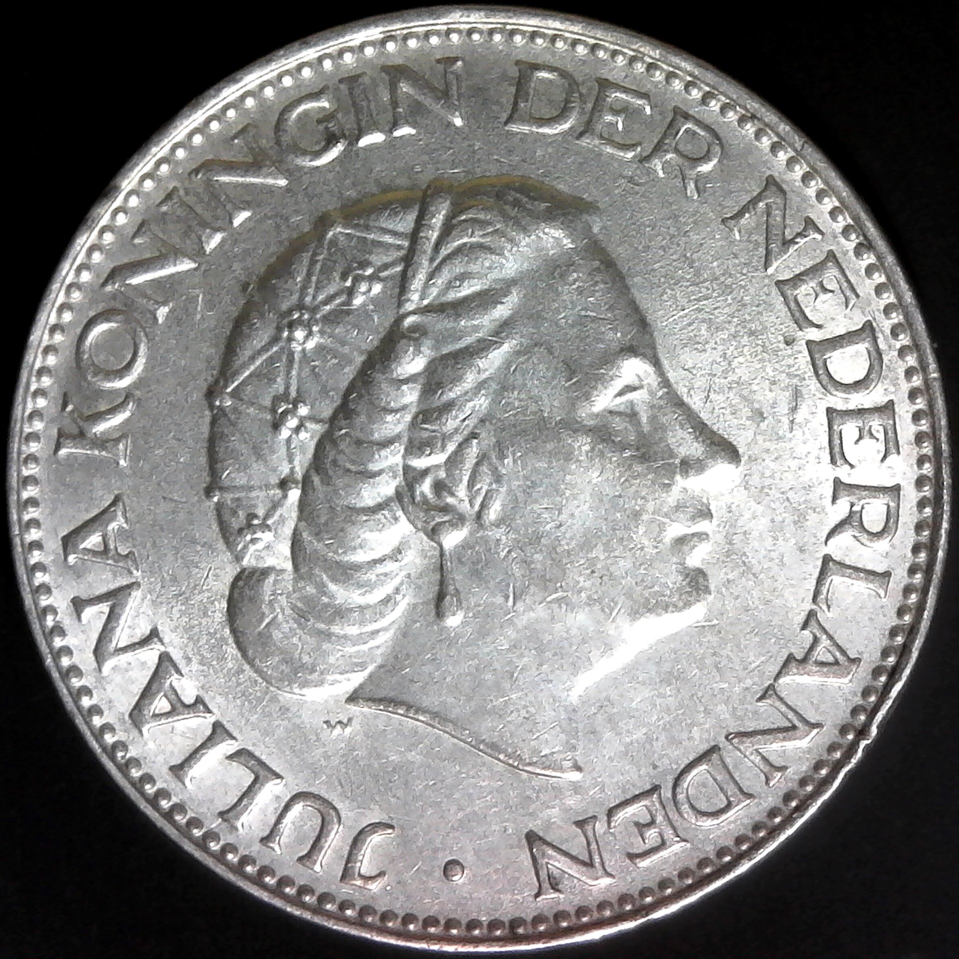 Netherlands 2.5 Gulden 1966 obv.jpg
