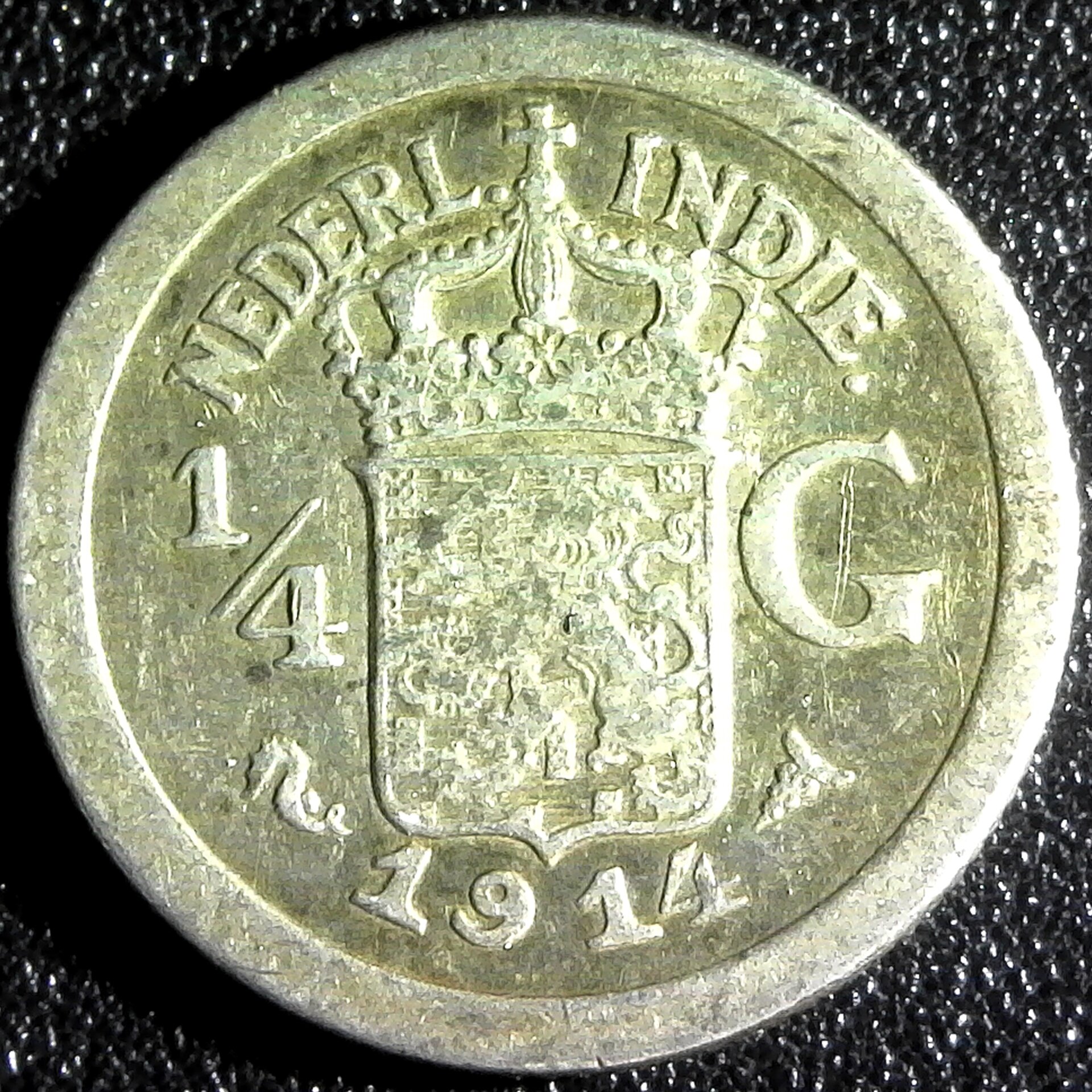 Netherlands East Indies Qtr Gulden 1914 obv.jpg