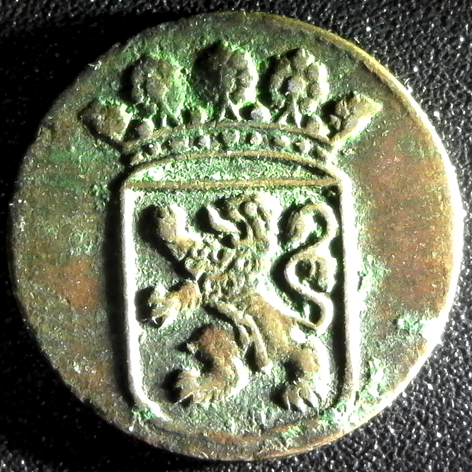 Netherlans East Indies; Duit 1734 - Holland Arms - KM#70 obv A.jpg
