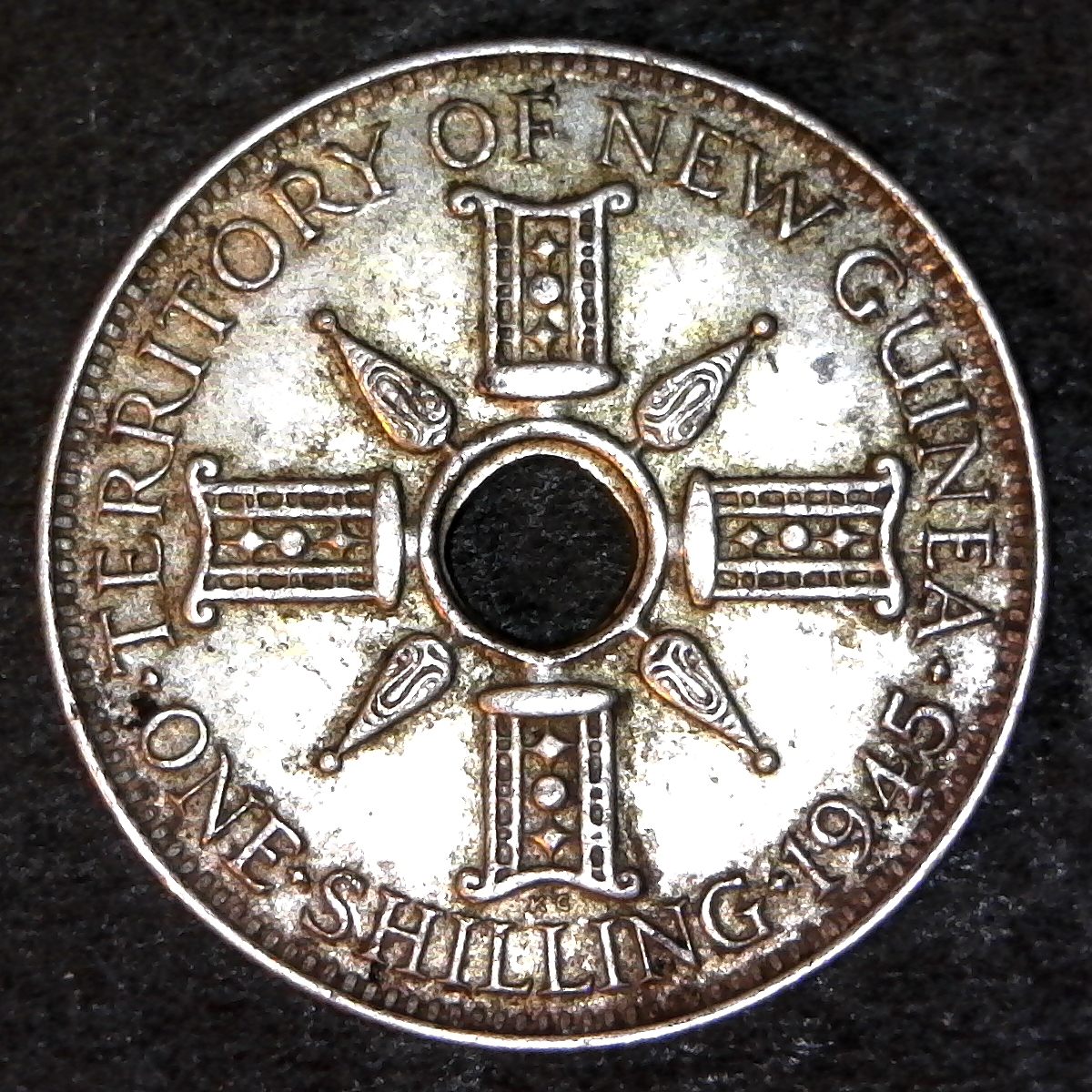 New Guinea Shilling 1945 rev A.jpg
