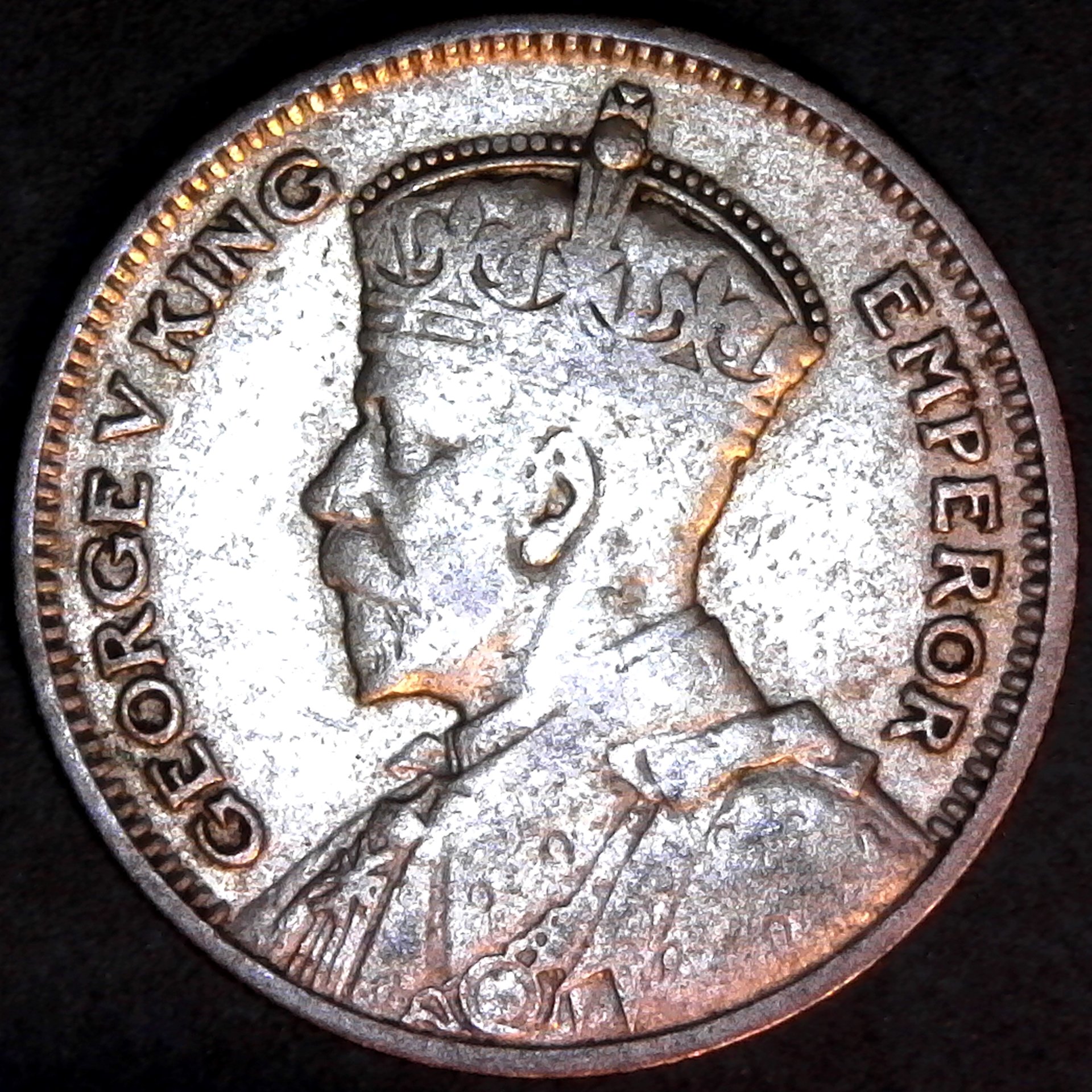 New Zealand Sixpence 1933 obv.jpg