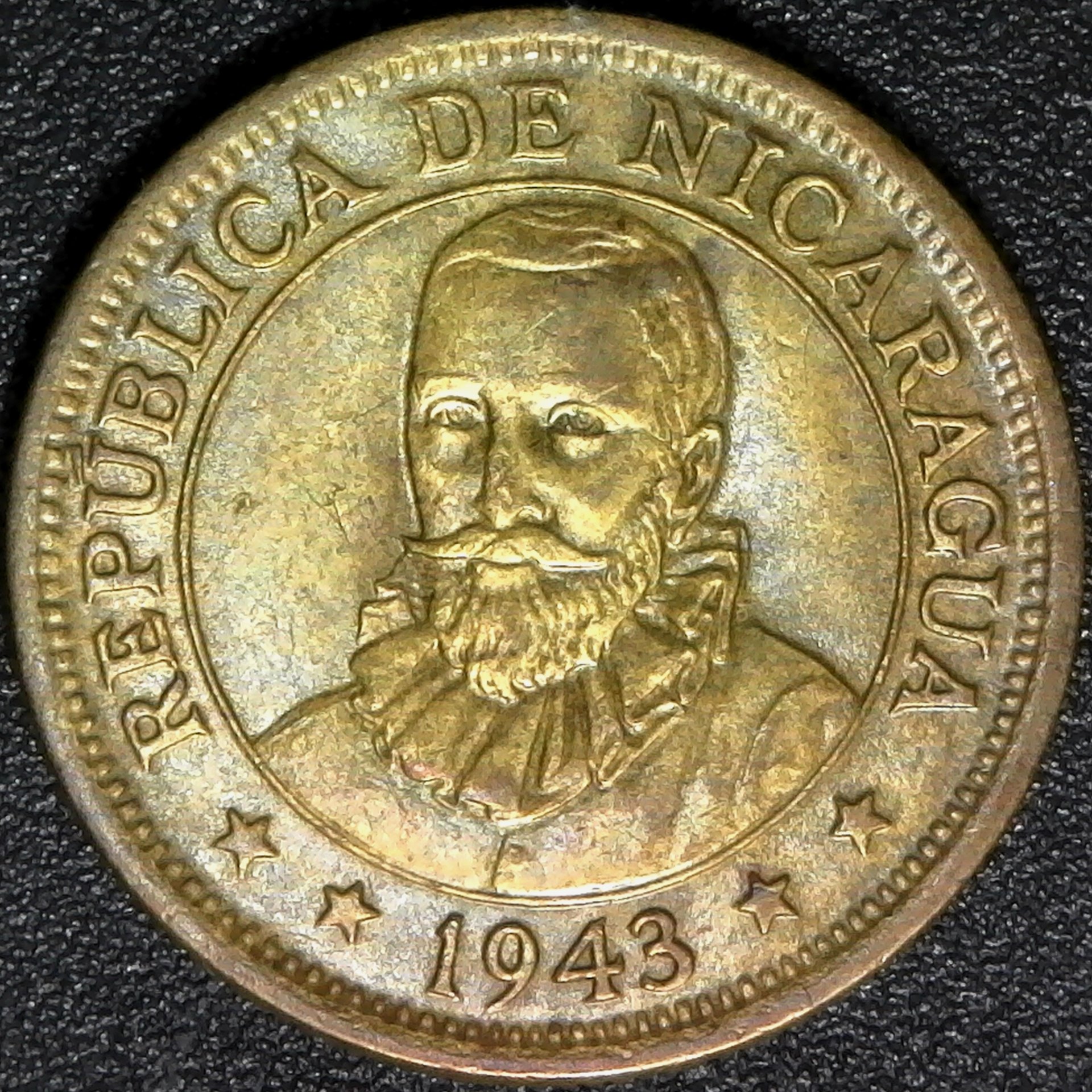 Nicaragua 25 Centavos 1943 obv.jpg