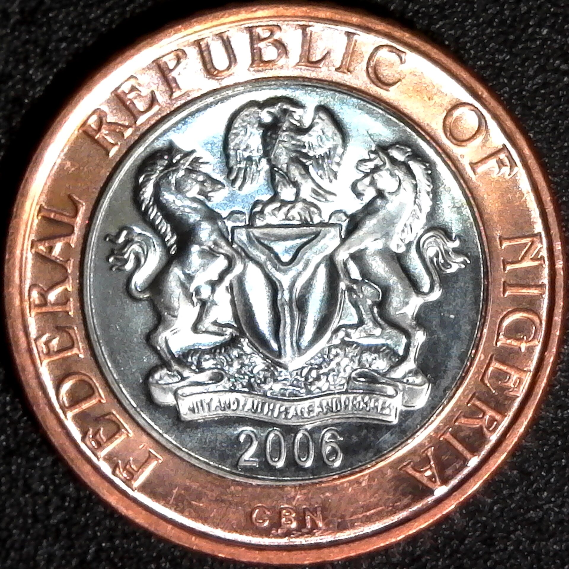 Nigeria Two Naira 2006 obv.jpg