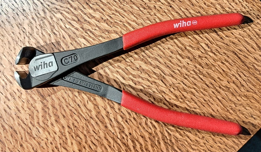 nippers_medium_size_Wiha_2023_09_14.jpg