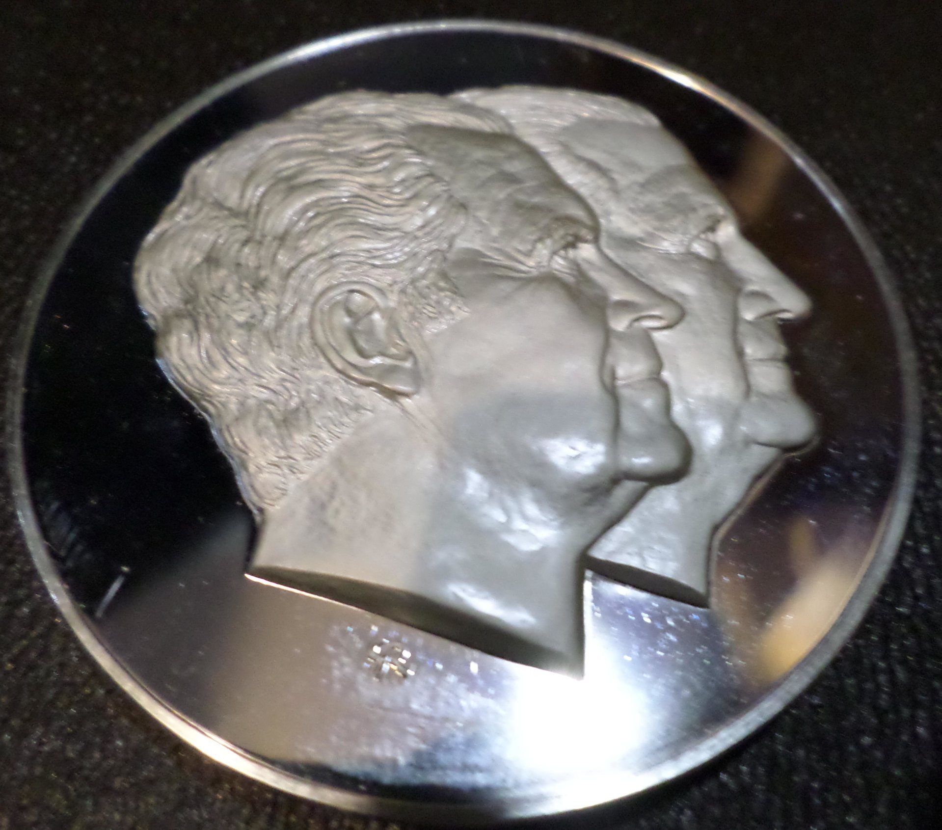 Nixon08.jpg