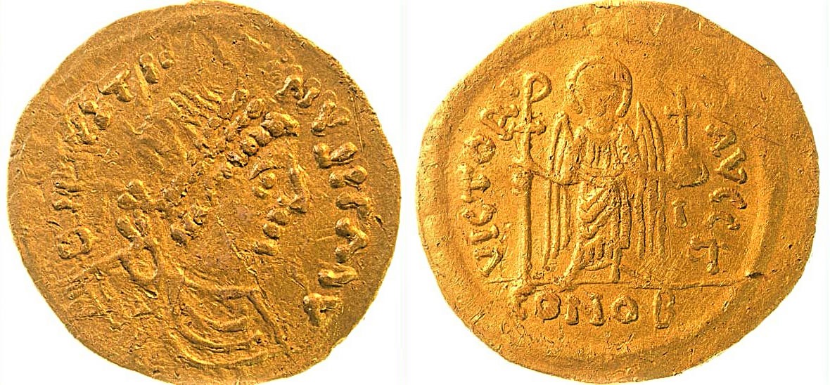 Norfolk Hoard Coin (2).jpg
